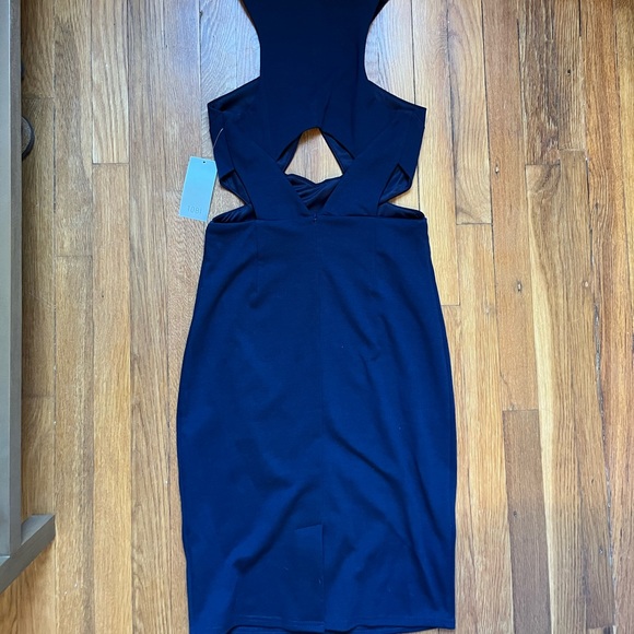 NWT TOBI Cutout Dress - Navy - Picture 3 of 3